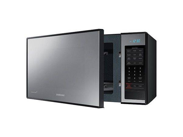 Samsung 1.4 Cu. Ft. Stainless Steel Microwave