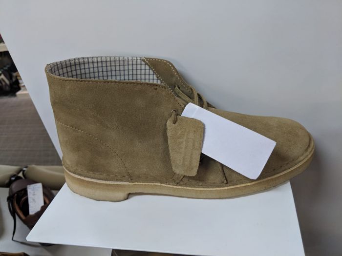 light brown clarks